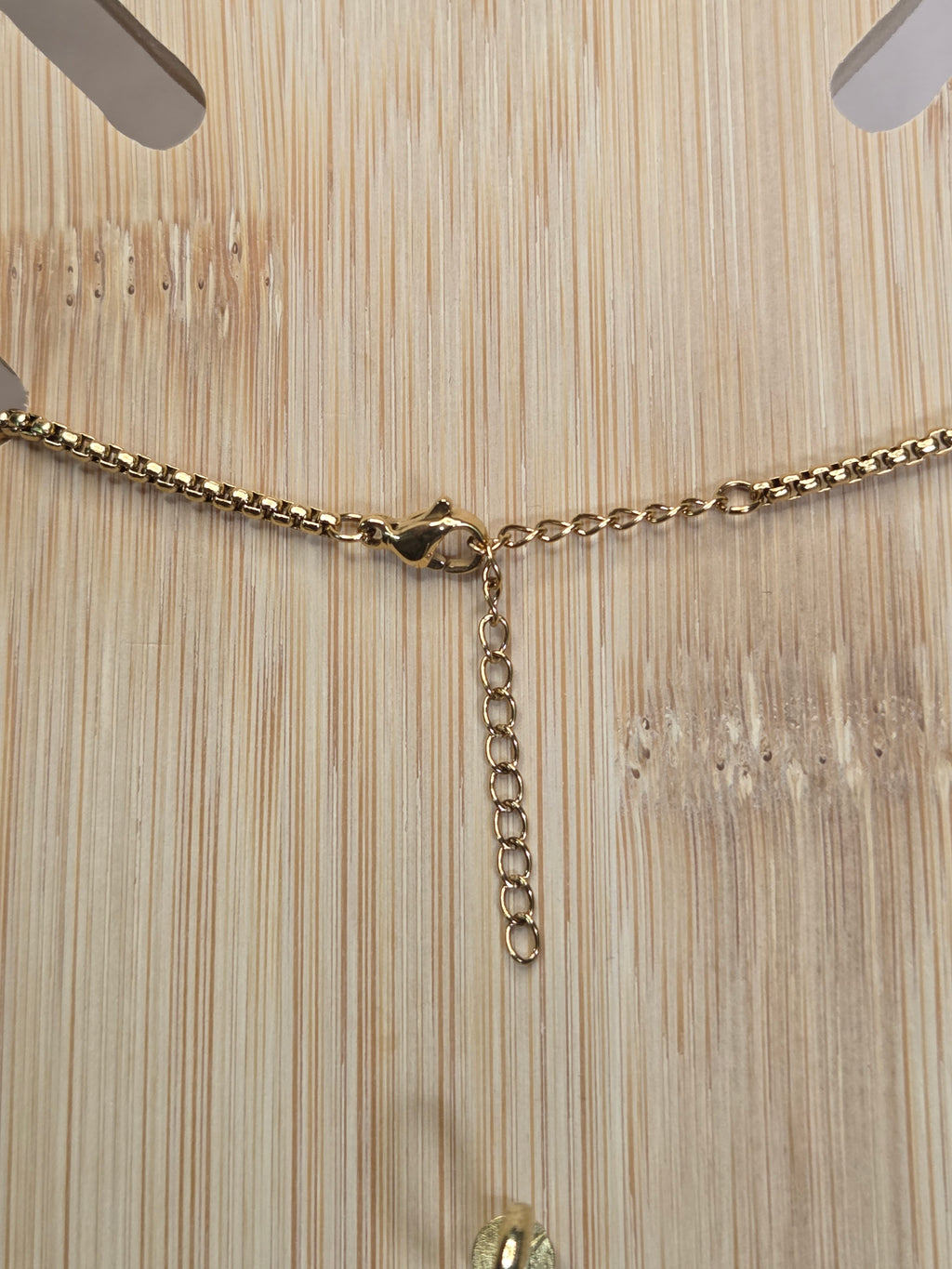 Collier Nova