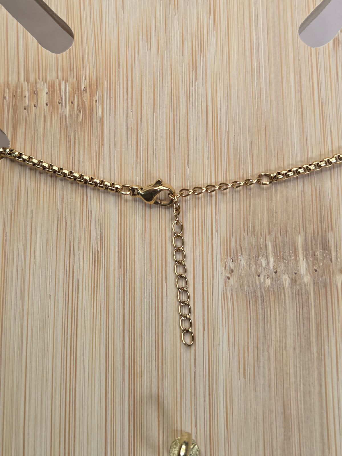 Collier Nova